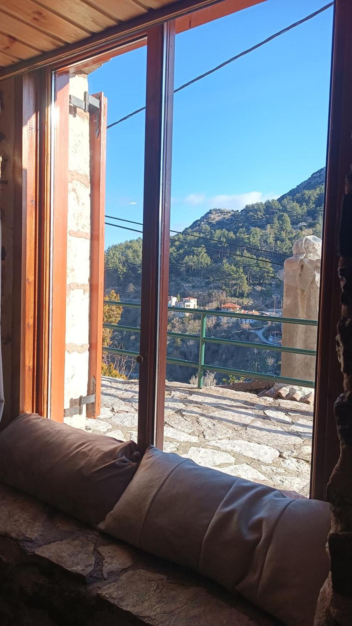 Adonis Guest House Dimitsana Exteriör bild